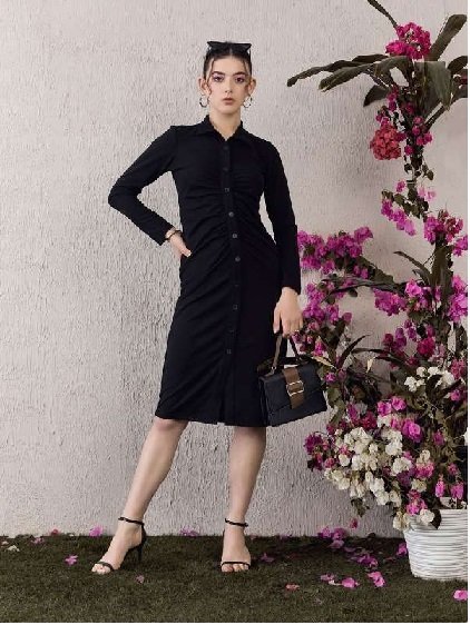 black long sleeve dress